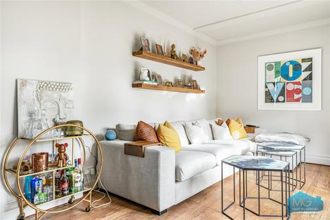 2 bedroom apartment for sale, Long Lane, London, N3