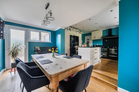 4 bedroom detached house for sale, Wychwood Grove, Hiltingbury, Chandler's Ford