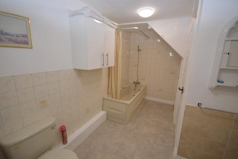 undefined, Head St, Halstead, CO9