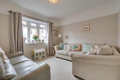 4 bedroom semi-detached house for sale, John's Road, Woolston