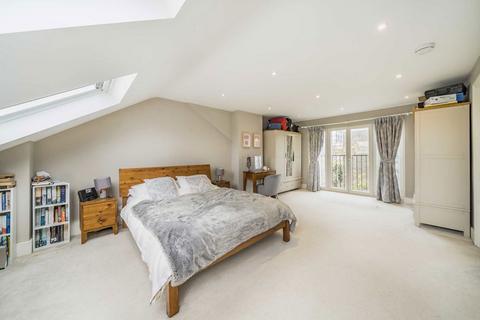 4 bedroom house for sale, Avoca Road, London SW17