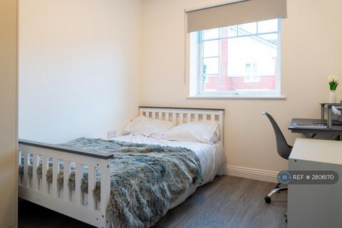 2 bedroom flat to rent, Acland Road, Exeter, EX4