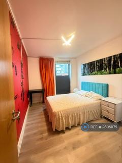 2 bedroom flat to rent, The Green Building, Manchester, M1