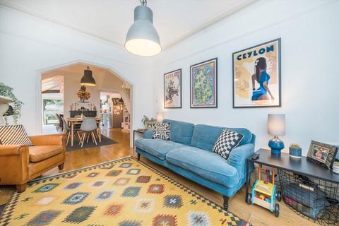 undefined, Felix Road, London W13
