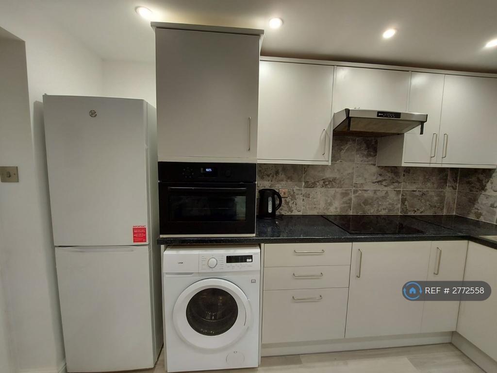 Fridge/Freezer &amp; Washmachine Dryer
