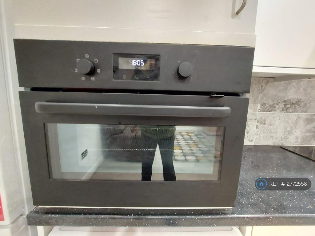 Microwave Oven
