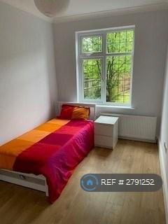 undefined, Foxgrove House, Beckenham, BR3