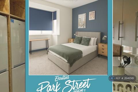 Park Street, Grimsby, DN32