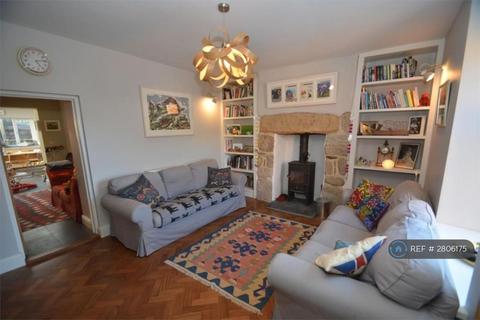 4 bedroom end of terrace house to rent, Glenfeadon Terrace, Portreath, Redruth, TR16