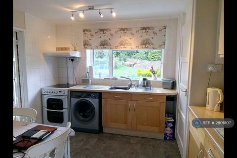 3 bedroom semi-detached house to rent, Ruffetts Close, Chepstow, NP16