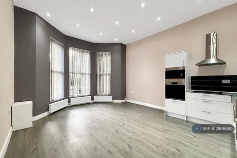 2 bedroom flat to rent, Bentley Road, Liverpool, L8