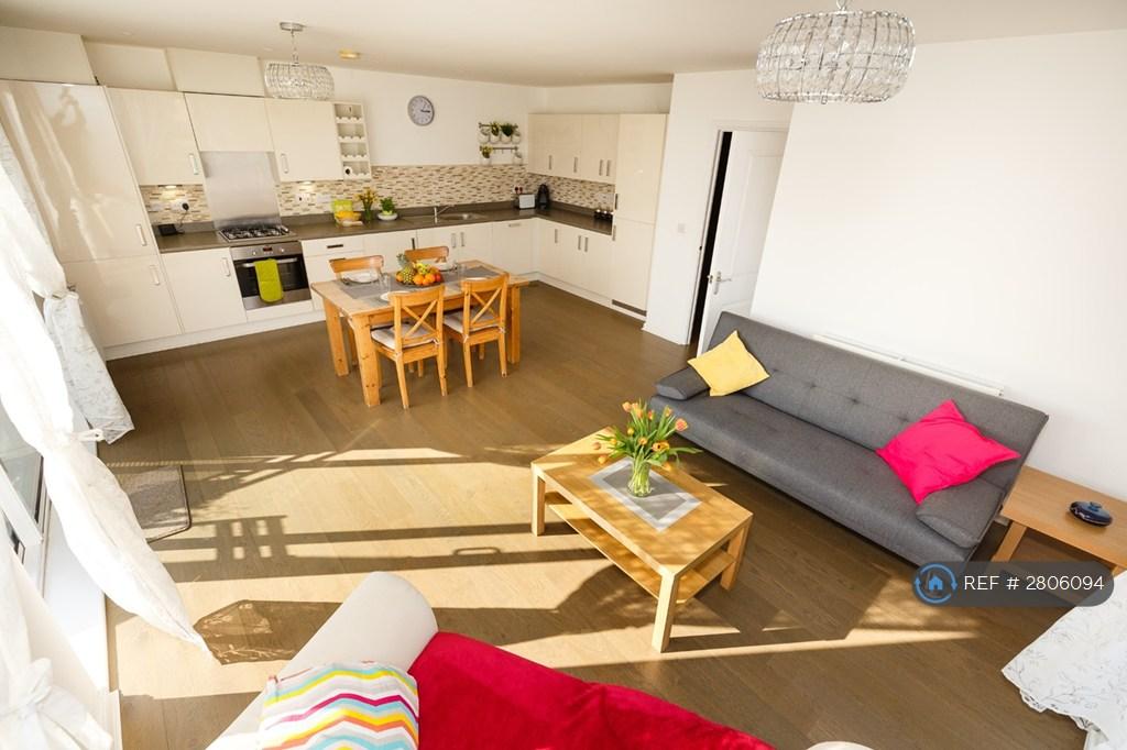 Open Plan Living/Kitchen