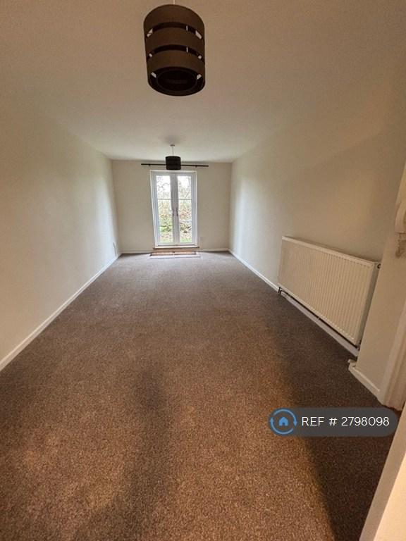 Lounge/Dinning Room Onto Garden