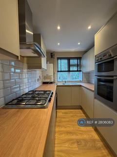 2 bedroom maisonette to rent, Bletchmore Close, Hayes, UB3