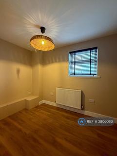 2 bedroom maisonette to rent, Bletchmore Close, Hayes, UB3