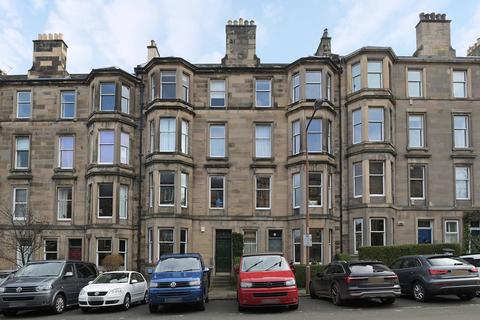 7/6 Wellington Street, Edinburgh, EH7 5EE