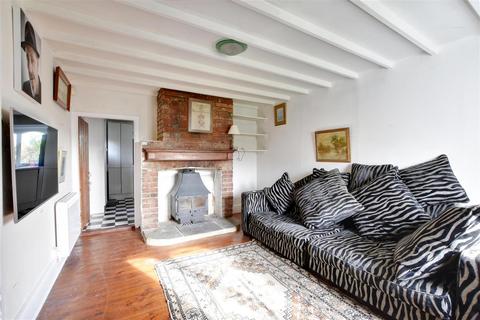 3 bedroom semi-detached house for sale, Furnace Lane, Broad Oak, Rye