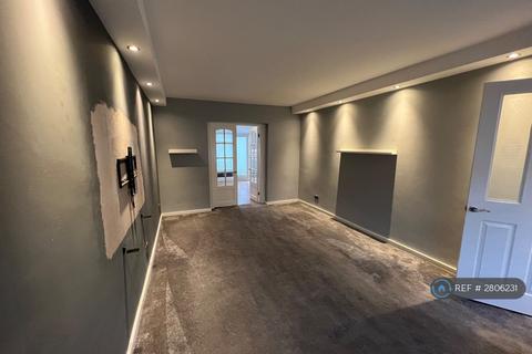 undefined, Oakwood Drive, Salford, M6