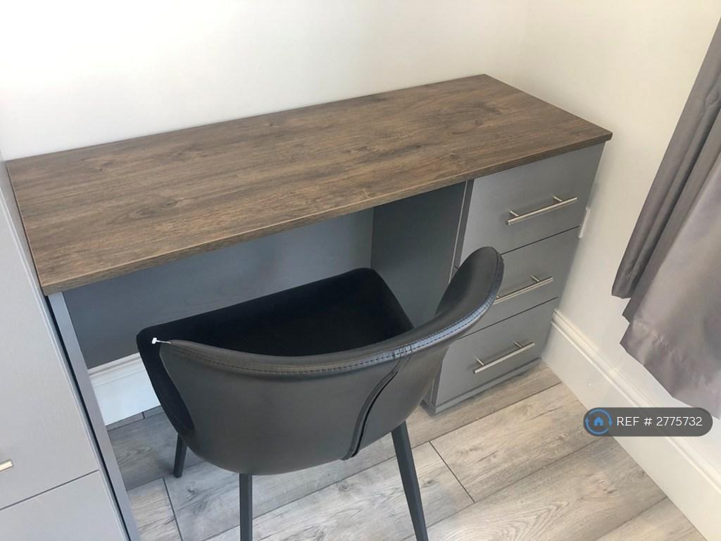 Desk Includes Wifi