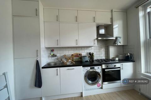 1 bedroom flat to rent, Archway Road, London, N6
