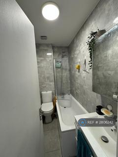 1 bedroom flat to rent, Archway Road, London, N6