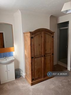 1 bedroom in a house share to rent, Milton Road, Peterborough, PE2