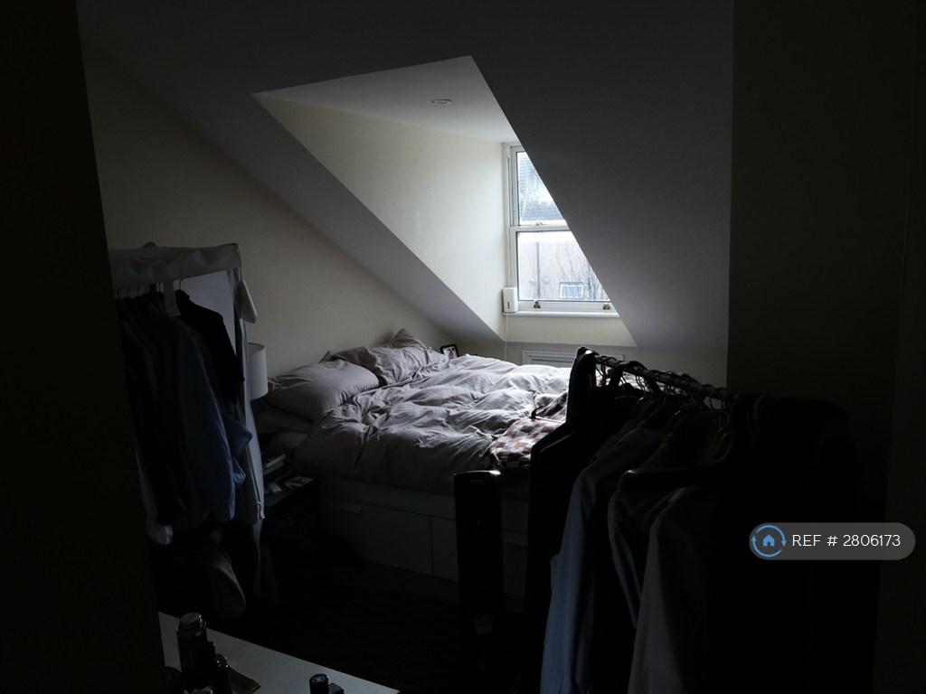 Bed 1 With En-Suite