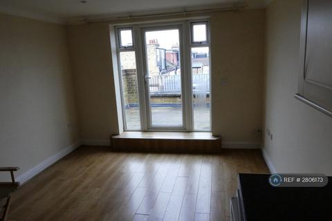2 bedroom flat to rent, Merton, Merton. London, SW19