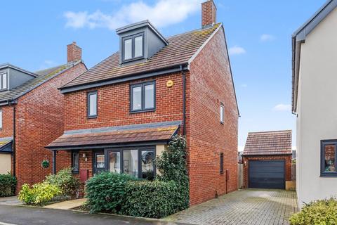 undefined, Brooklands Drive, Evesham WR11