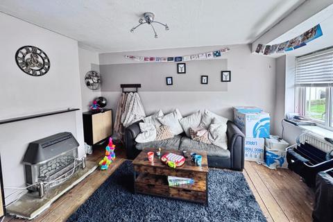 2 bedroom maisonette for sale, Birchett Road, Farnborough GU14