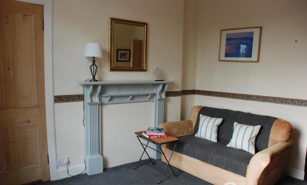 Sitting area cropped