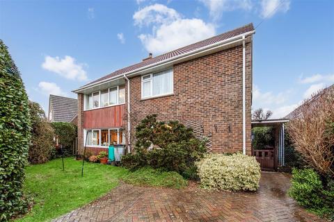 4 bedroom detached house for sale, Flaxman Avenue, Chichester