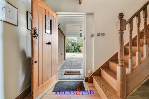 4 bedroom detached house for sale, Middleton Road, Old Shenfield, Brentwood