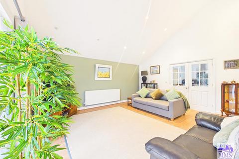 undefined, Pond Hill, Cliffe, Rochester