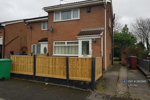 2 bedroom semi-detached house to rent, Gardner St, Manchester, M12
