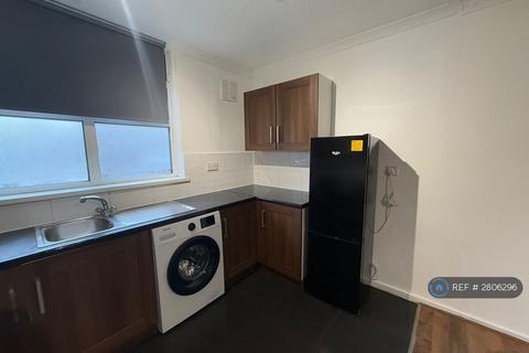 1 bedroom flat to rent, Roebourne Way, London, E16