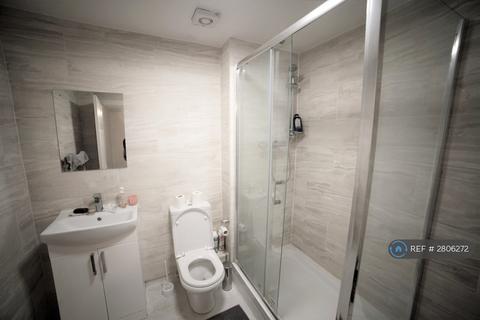 5 bedroom terraced house to rent, Casson Drive, Stapleton, Bristol, BS16