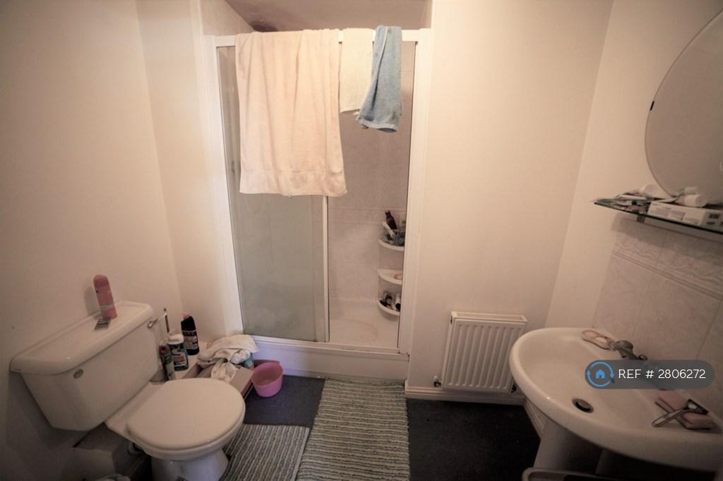 1st Floor Double En-Suite