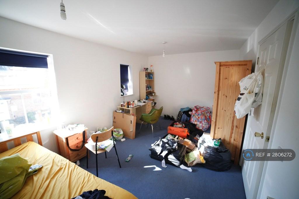 1st Fl Double Bedroom