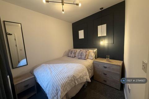 1 bedroom in a house share to rent, Maxwell Street, Swindon, SN1