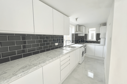 undefined, Undine Street, SW17