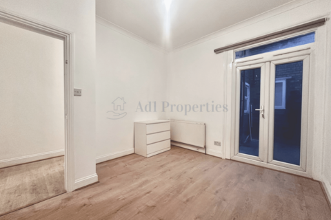 undefined, Undine Street, SW17