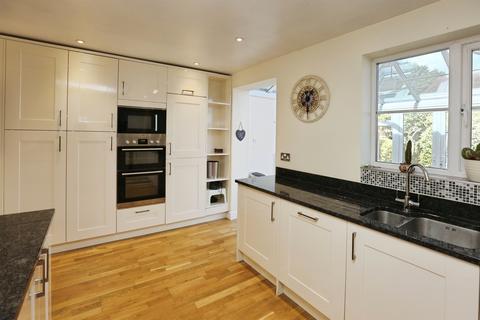 3 bedroom end of terrace house for sale, Challenger Drive, Gosport