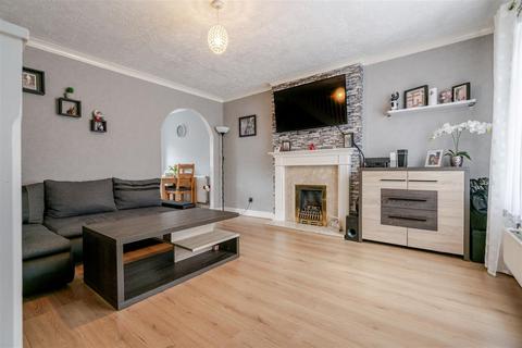 3 bedroom semi-detached house for sale, Avon Street, Leigh