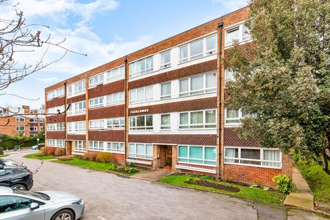2 bedroom flat for sale, Fairlawns SW15