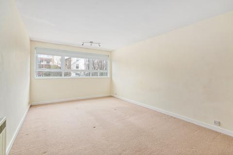2 bedroom flat for sale, Fairlawns SW15