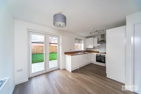 3 bedroom semi-detached house to rent, Funnell Drive, Stone Cross, PEVENSEY