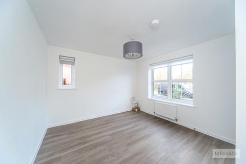 3 bedroom semi-detached house to rent, Funnell Drive, Stone Cross, PEVENSEY