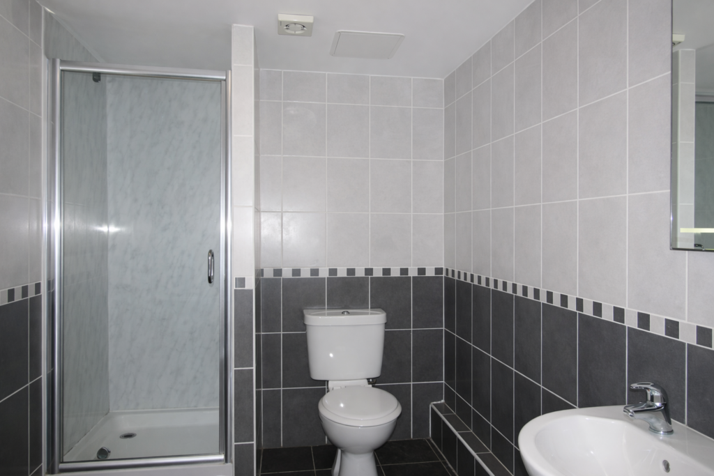 Master En-Suite