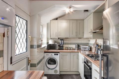 3 bedroom detached house for sale, The Street, Horton Kirby, Kent, DA4 9BY